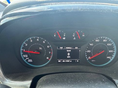 Used 2023 Chevrolet Traverse LS FWD image 8