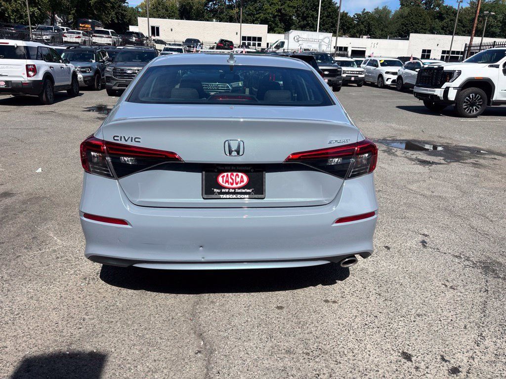 Used 2024 Honda Civic Sport image 5