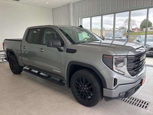 Used 2024 GMC Sierra 1500 Elevation AWD/4WD image 5