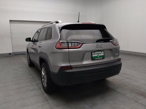 Used 2019 Jeep Cherokee Latitude Plus w/ Comfort/Convenience Group AWD/4WD image 5