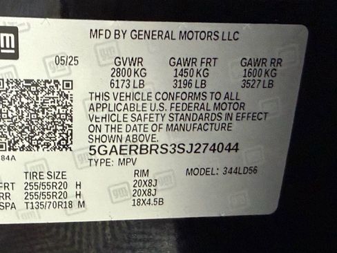 Used 2025 Buick Enclave Sport Touring image 35