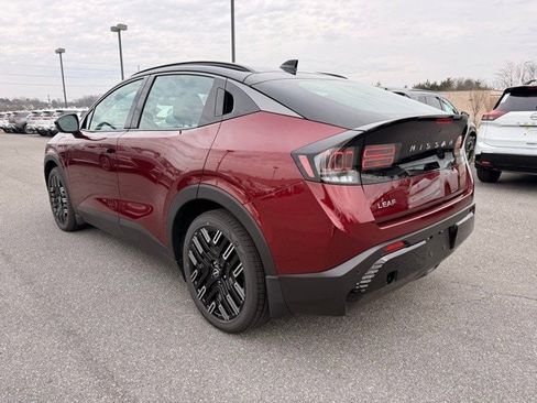 New 2026 Nissan Leaf Platinum+ w/ Cargo Package (Platinum+) image 7