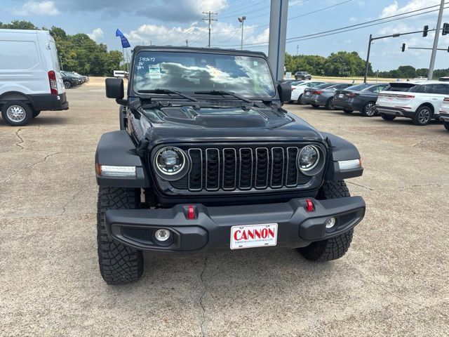 Used 2025 Jeep Wrangler Unlimited Rubicon AWD/4WD image 4