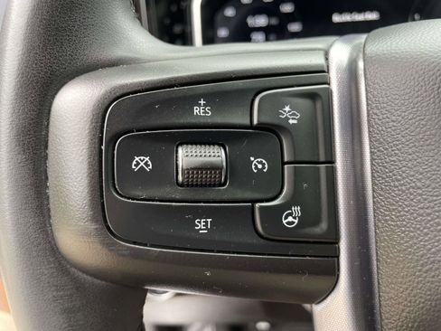 Used 2023 GMC Sierra 1500 Elevation RWD image 9