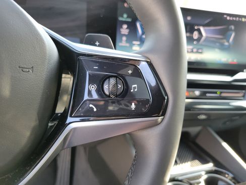 Used 2024 BMW 530i xDrive w/ Premium Package image 20