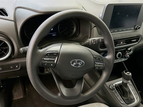 Used 2023 Hyundai Kona SEL image 18
