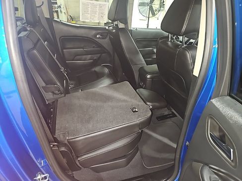 Used 2022 Chevrolet Colorado LT w/ Luxury Package image 32