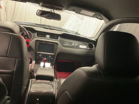 Used 2011 Ford Mustang Shelby GT500 w/ SVT Performance Pkg image 18