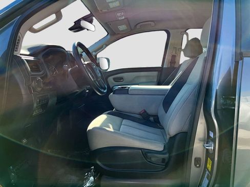Used 2023 Nissan Titan SV w/ Accessory Utility Package image 18
