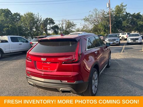 Used 2022 Cadillac XT4 Premium Luxury w/ Cold Weather Package FWD image 3