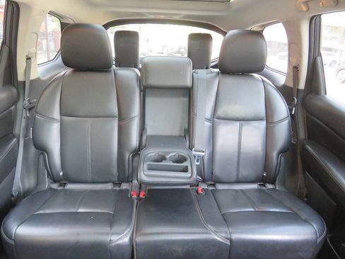 Used 2018 Nissan Pathfinder SL w/ SL Premium Package AWD/4WD image 24