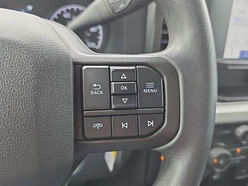 Used 2024 Ford F250 4x4 Crew Cab Super Duty image 19