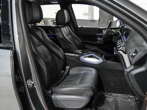 Used 2020 Mercedes-Benz GLS 580 4MATIC image 39