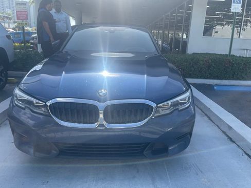 Used 2021 BMW 330i Sedan w/ Premium Package RWD image 2