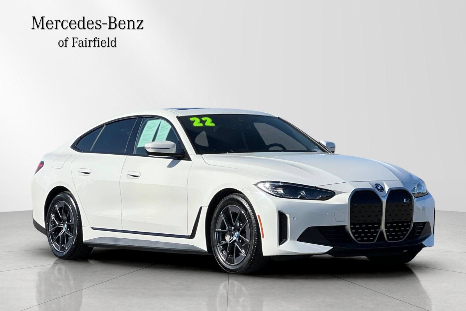 Used 2022 BMW i4 eDrive40 w/ Premium Package RWD image 9