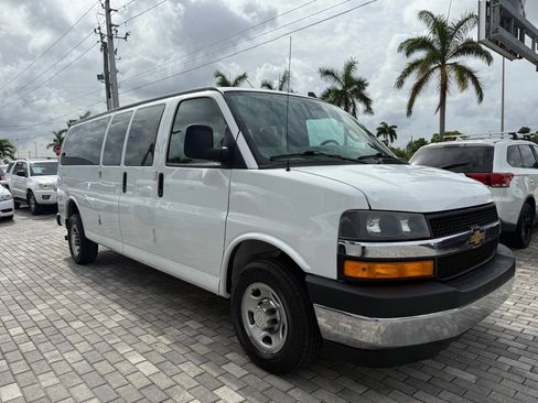 Used 2020 Chevrolet Express 3500 LT w/ LT Preferred Equipment Group image 1