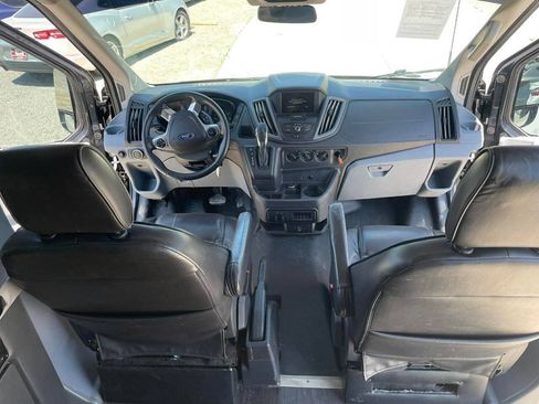 Used 2018 Ford Transit 250 148 Medium Roof RWD image 41