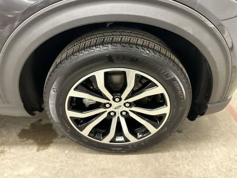 Used 2025 Ford Explorer ST-Line AWD/4WD image 5