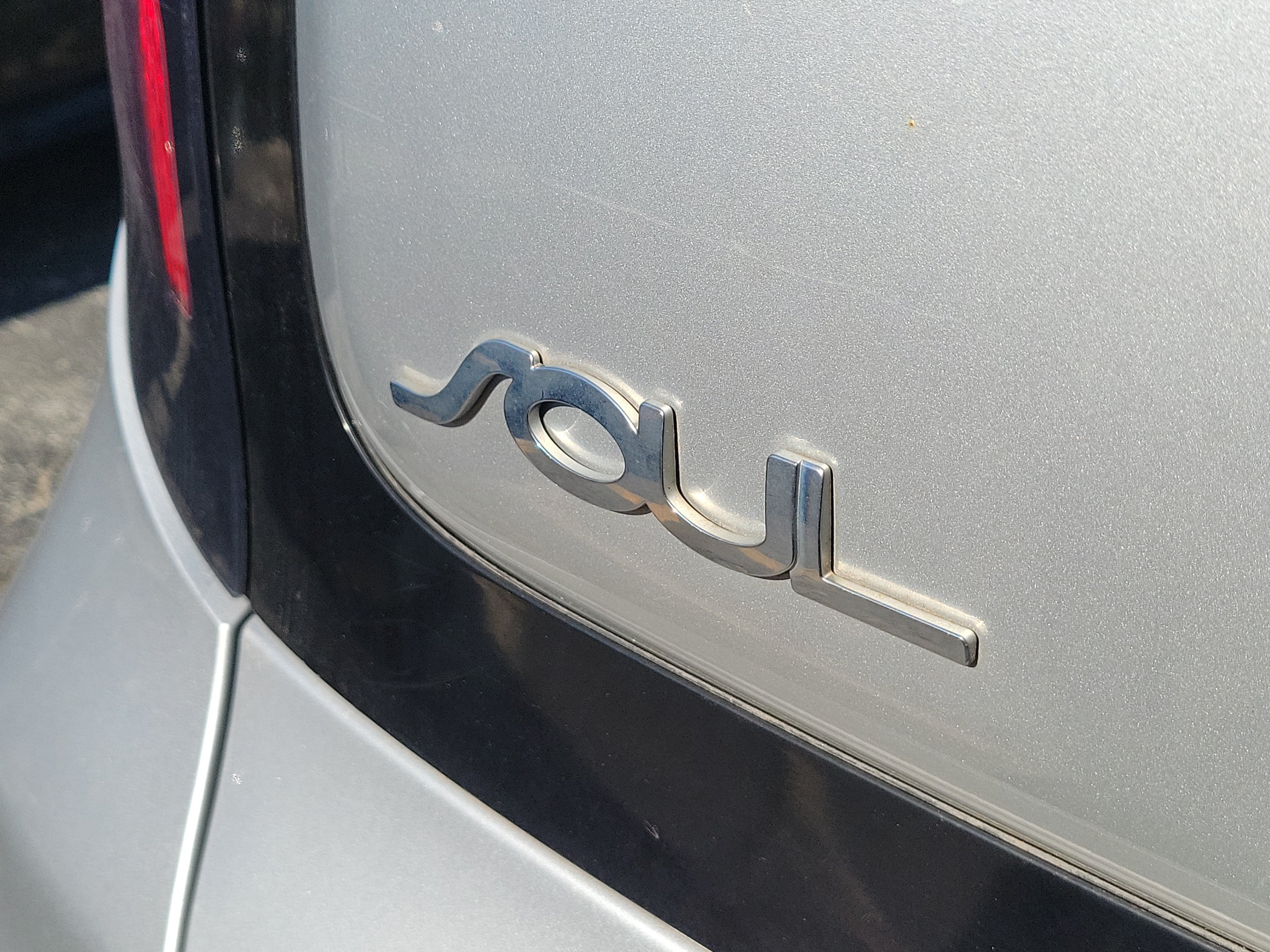 Used 2019 Kia Soul FWD image 4