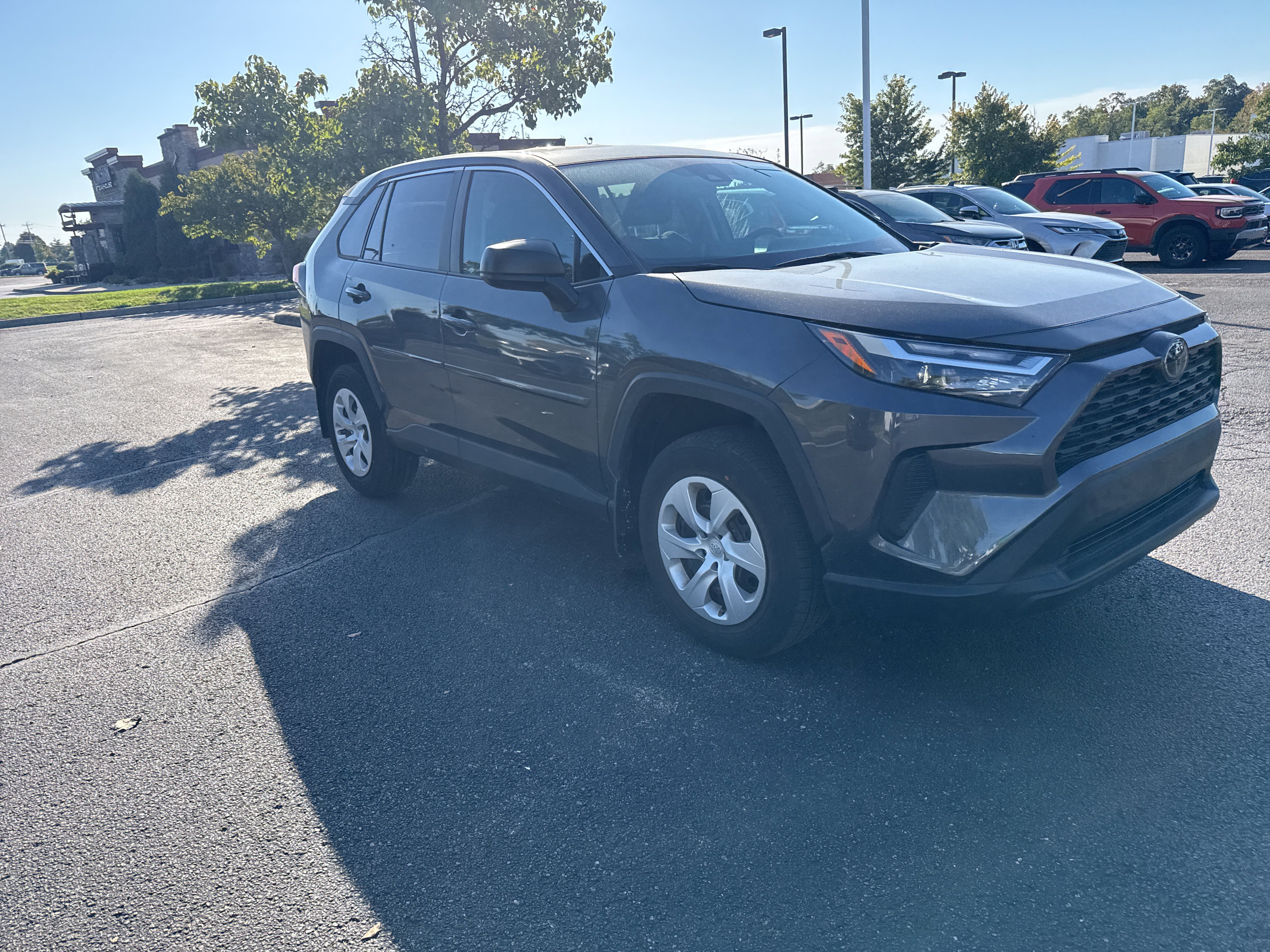 Used 2023 Toyota RAV4 LE AWD/4WD image 19