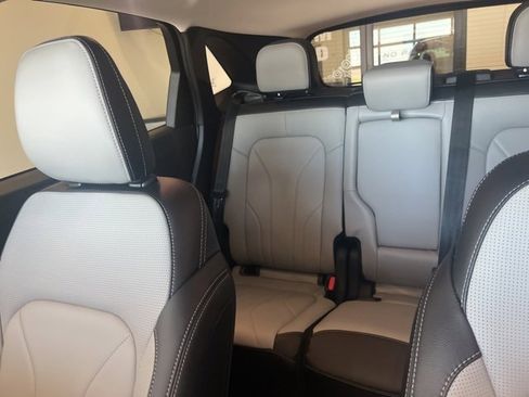 New 2025 Ford Escape SE w/ PHEV Premium Package image 12