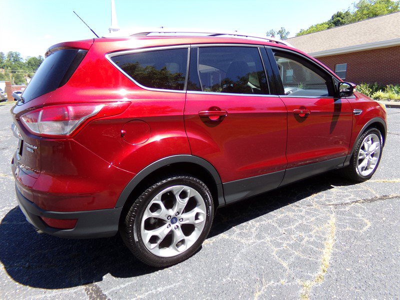 Used 2016 Ford Escape Titanium AWD/4WD image 6