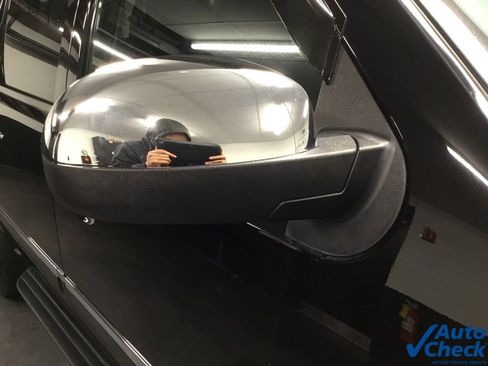 Used 2012 Chevrolet Avalanche LTZ image 16