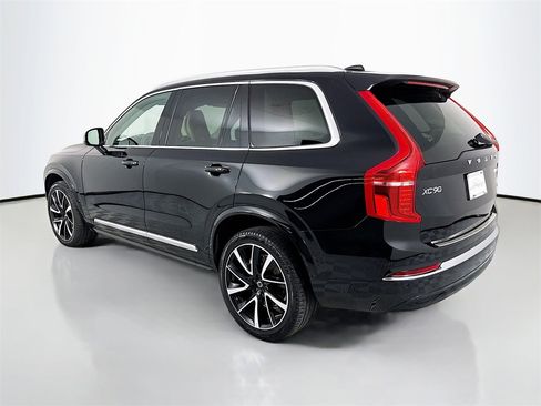 Used 2023 Volvo XC90 B6 Plus w/ Protection Package Premier image 3