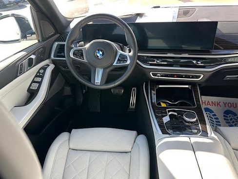 Certified 2025 BMW X7 xDrive40i image 22