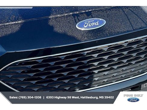 Used 2022 Ford Escape Titanium image 22