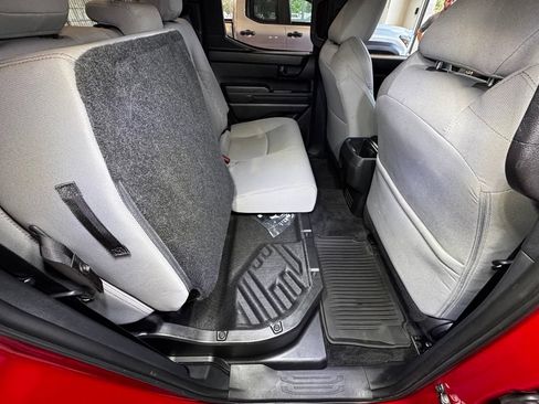 Used 2025 Toyota Tacoma SR5 AWD/4WD image 54