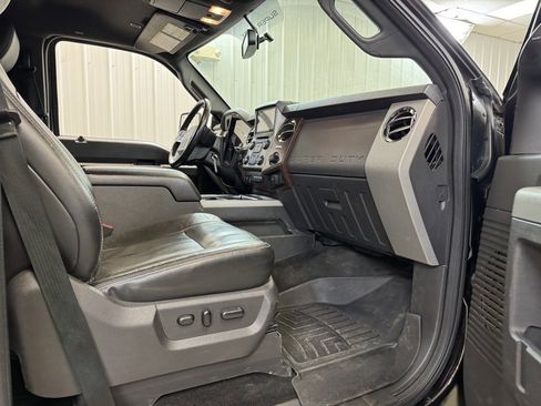 Used 2014 Ford F250 Lariat w/ Chrome Package image 26