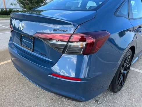 New 2026 Honda Civic FWD Hybrid Sedan image 9