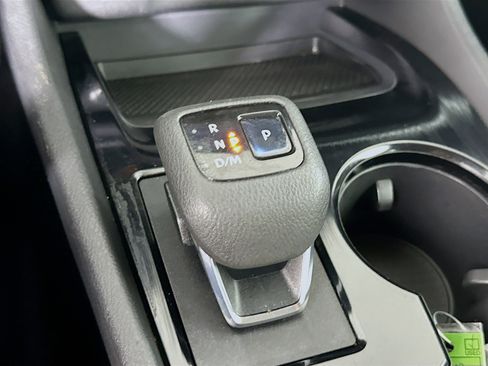 Used 2021 Nissan Rogue S image 23