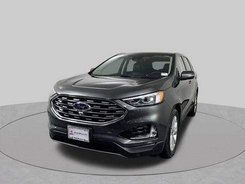 Used 2020 Ford Edge Titanium w/ Equipment Group 301A AWD/4WD image 2