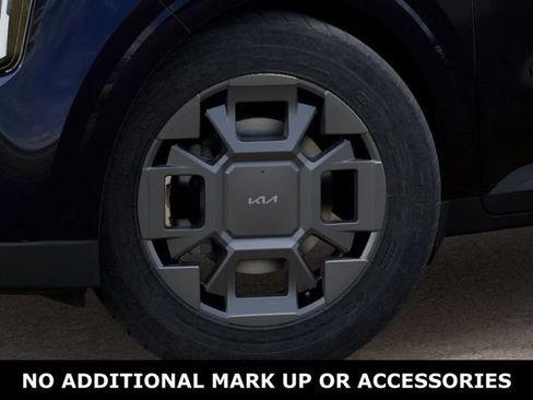 New 2026 Kia Carnival EX image 9