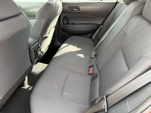 Used 2023 Toyota Corolla Cross LE w/ Moonroof Package image 24