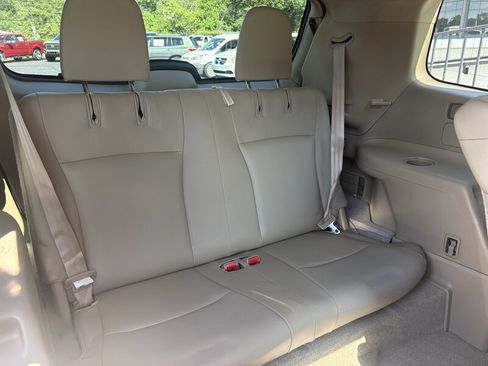 Used 2009 Toyota Highlander Limited FWD image 25