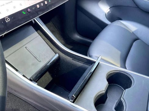 Used 2020 Tesla Model Y Long Range AWD/4WD image 14