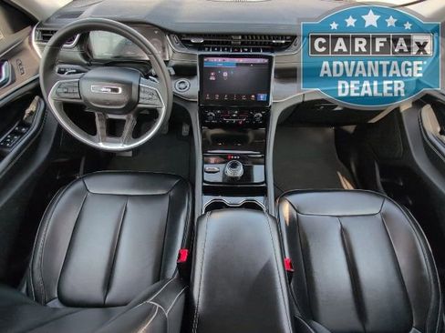 Used 2023 Jeep Grand Cherokee L Limited image 5