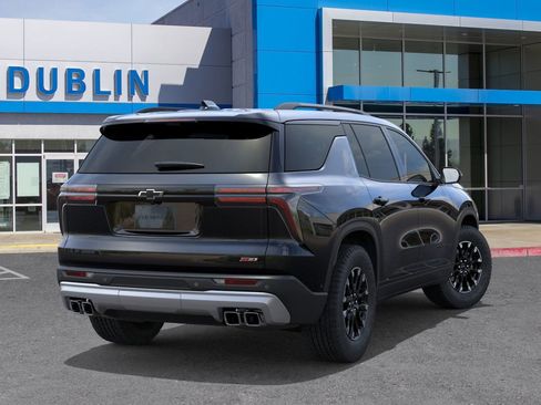 New 2026 Chevrolet Traverse Z71 w/ Enhanced Driving Package image 5