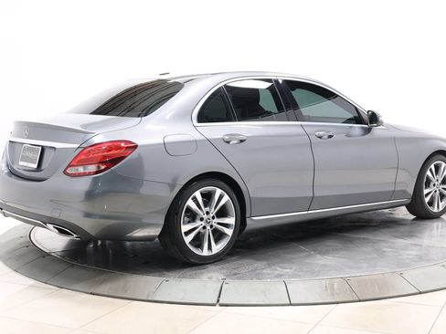 Used 2018 Mercedes-Benz C 300 Sedan image 4