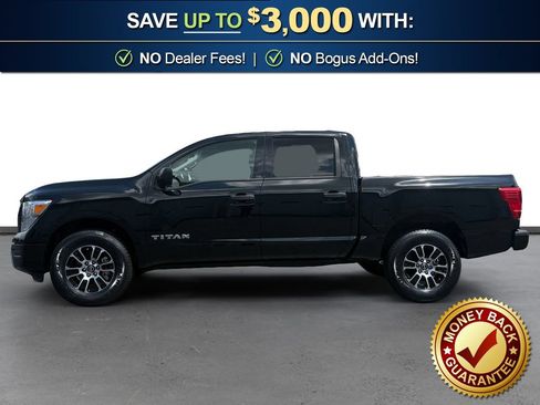 Used 2024 Nissan Titan SV AWD/4WD image 2
