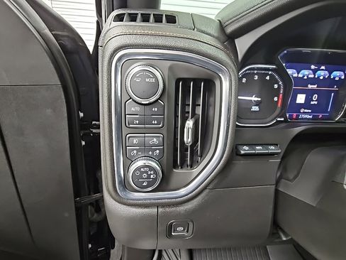 Used 2022 GMC Sierra 1500 AT4 w/ AT4 Premium Package image 29