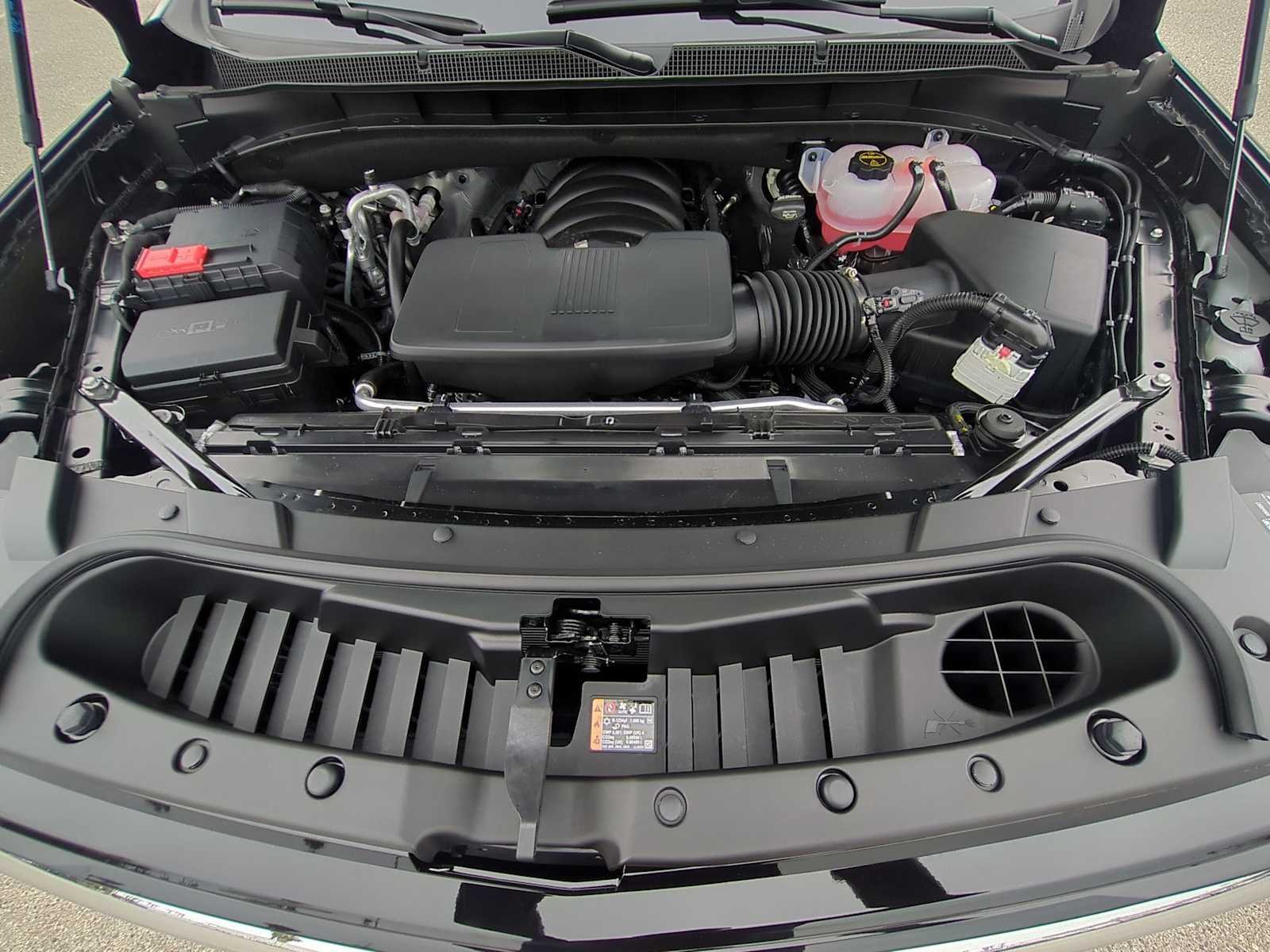 New 2026 Chevrolet Suburban LS AWD/4WD image 28