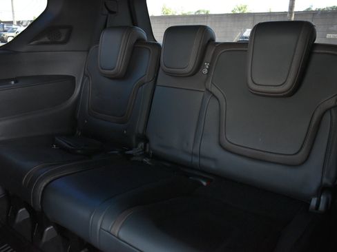 Used 2025 Nissan Armada SL w/ Captain's Chari Seat Package AWD/4WD image 18
