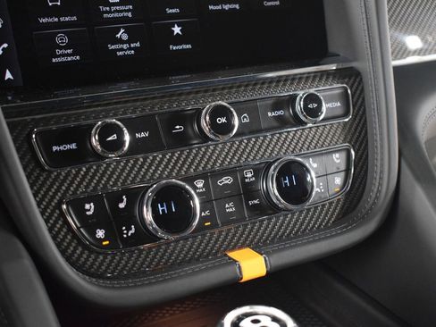 New 2026 Bentley Bentayga Extended Wheelbase AWD/4WD image 34