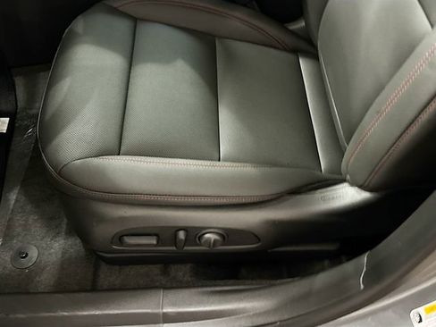 New 2026 Chevrolet Trax RS w/ Sunroof Package image 19