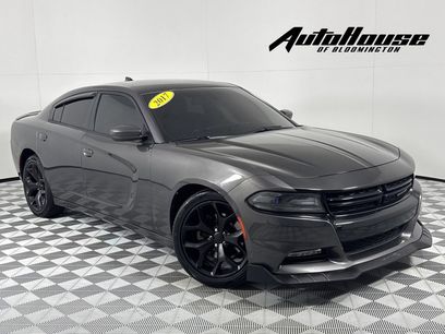 Used 2017 Dodge Charger R/T w/ Navigation & Travel Group