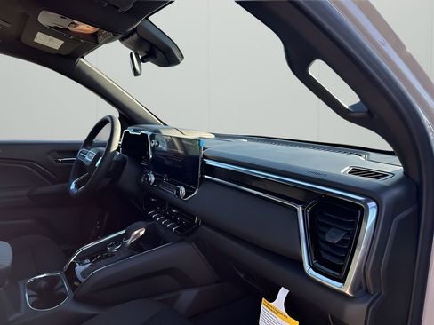 New 2026 GMC Canyon Elevation image 14